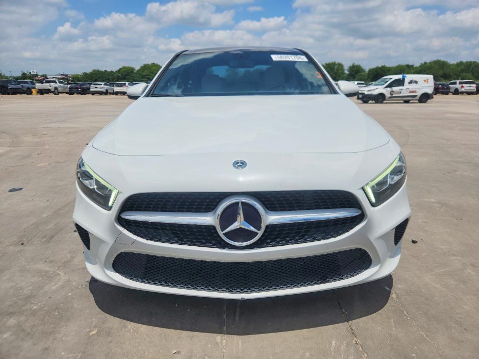 2020 Mercedes-Benz A 220