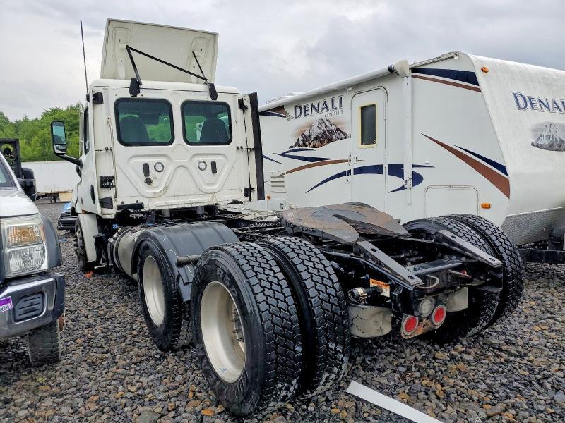 2023 Freightliner Cascadia 126 Semi Truck
