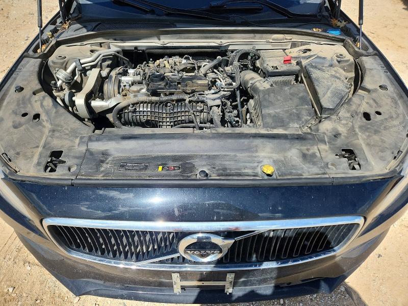 2018 Volvo S90 T5 Momentum