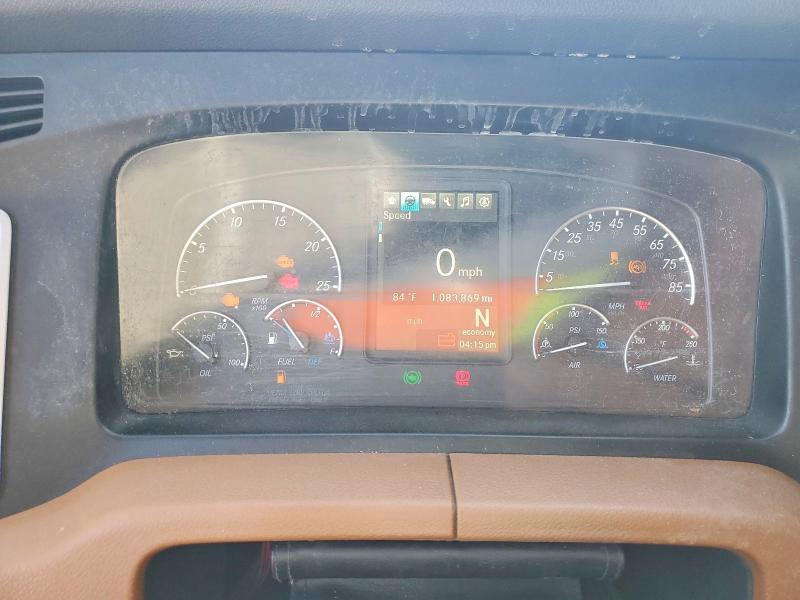 2019 Freightliner Cascadia 126