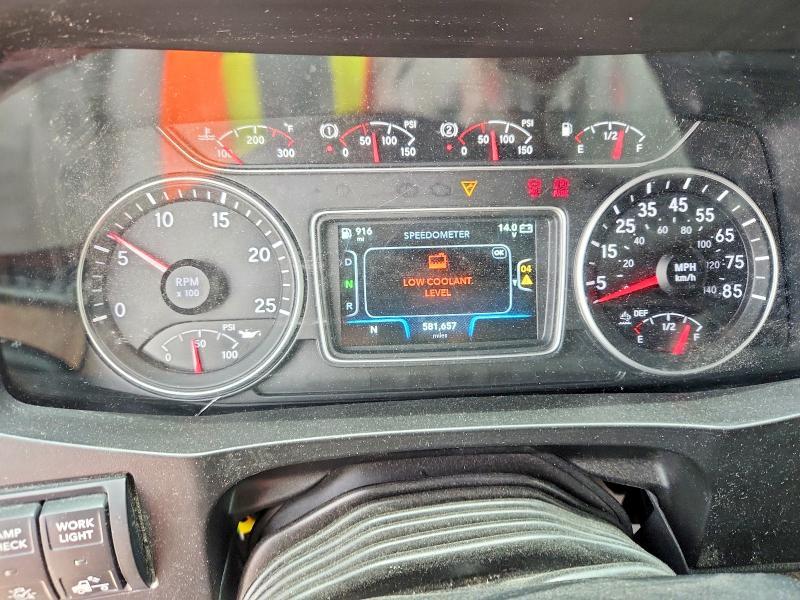 2020 International LT625 Semi Truck