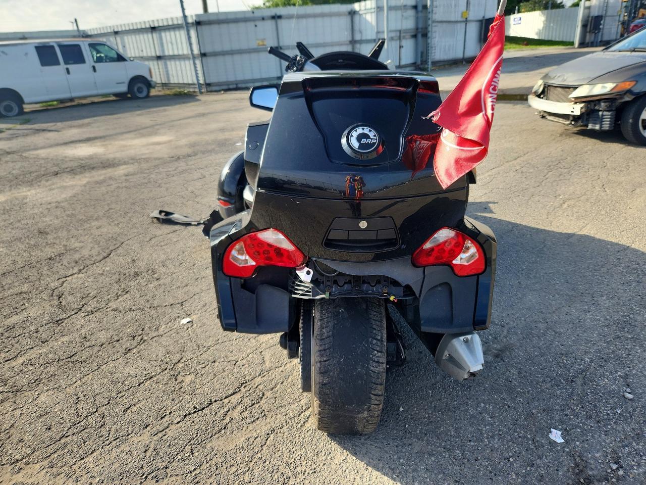2016 Can-Am Spyder Roadster RT