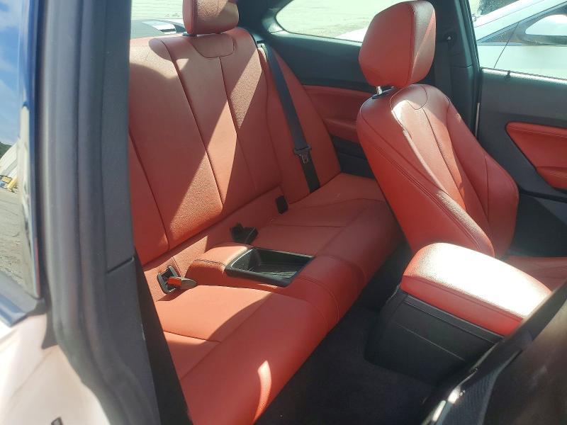 2015 BMW 228 i