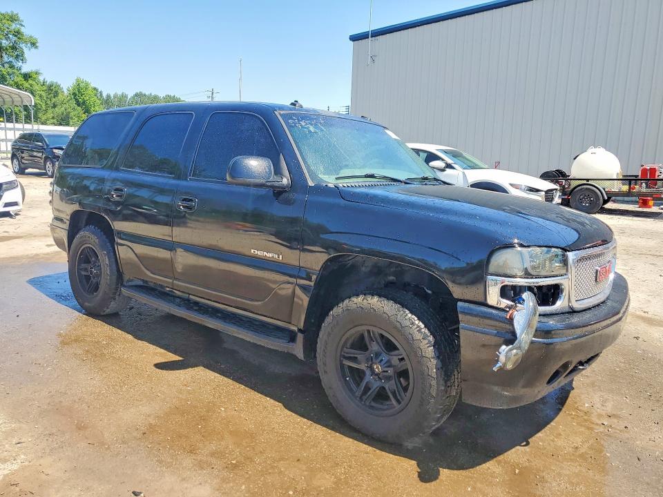 2003 GMC Yukon Denali