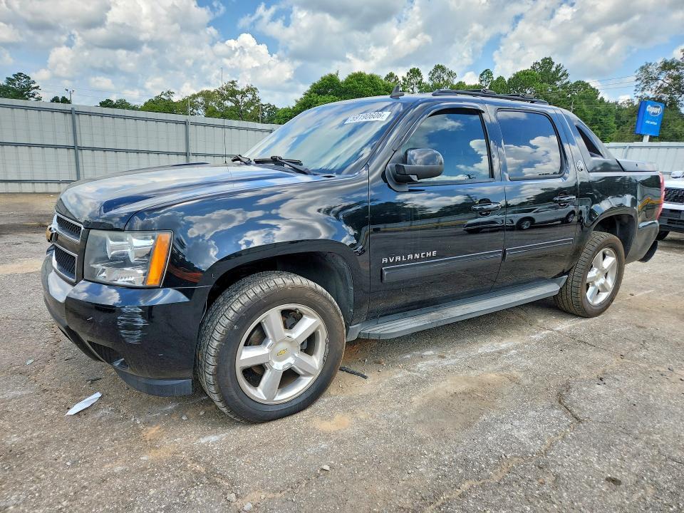 2013 Chevrolet Avalanche lt