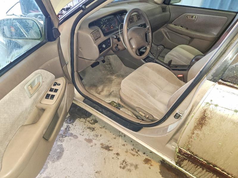 2000 Toyota Camry le V6