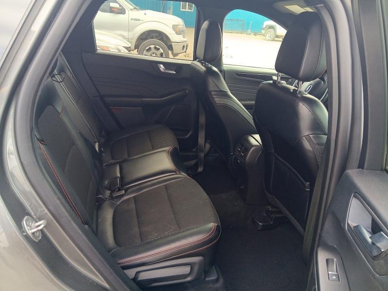2025 Ford Escape ST Line Select