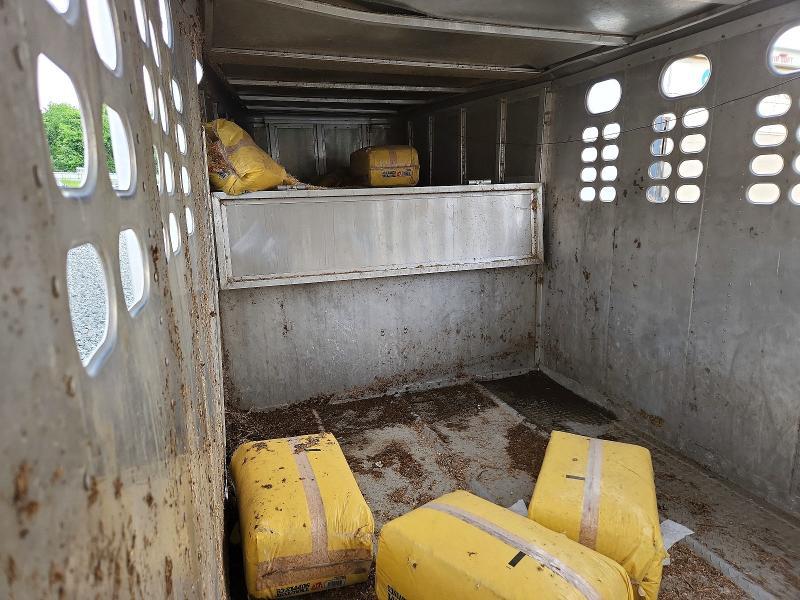 2001 Wilson Trailer 2001 Wilson Horse Trailer