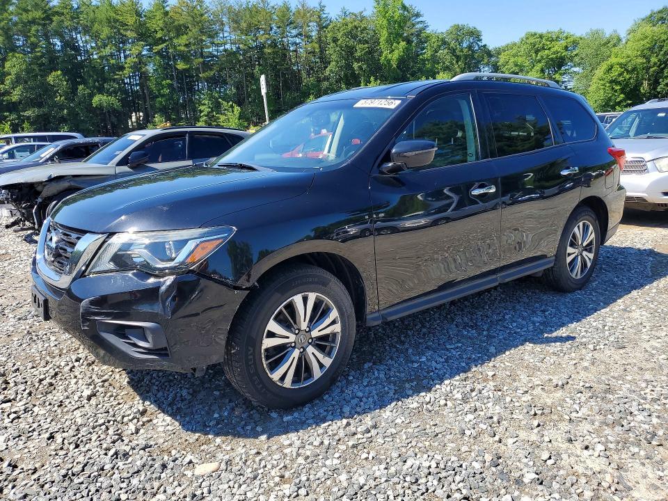 2017 Nissan Pathfinder sv