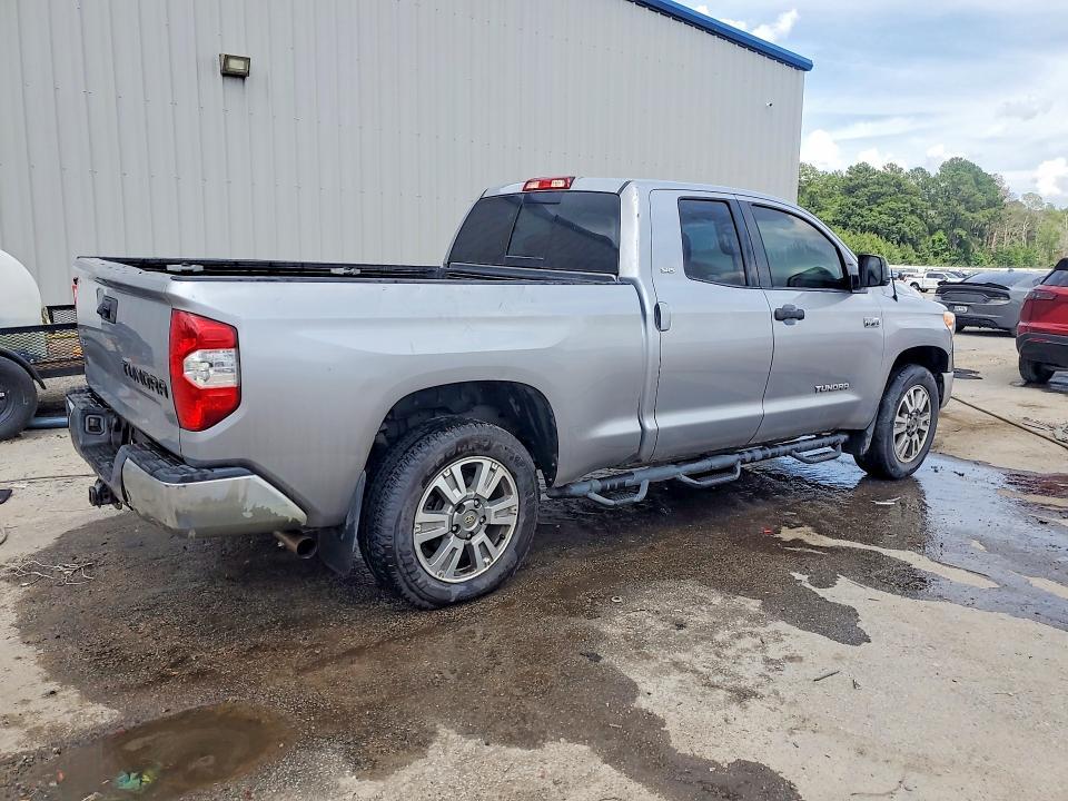 2017 Toyota Tundra SR5