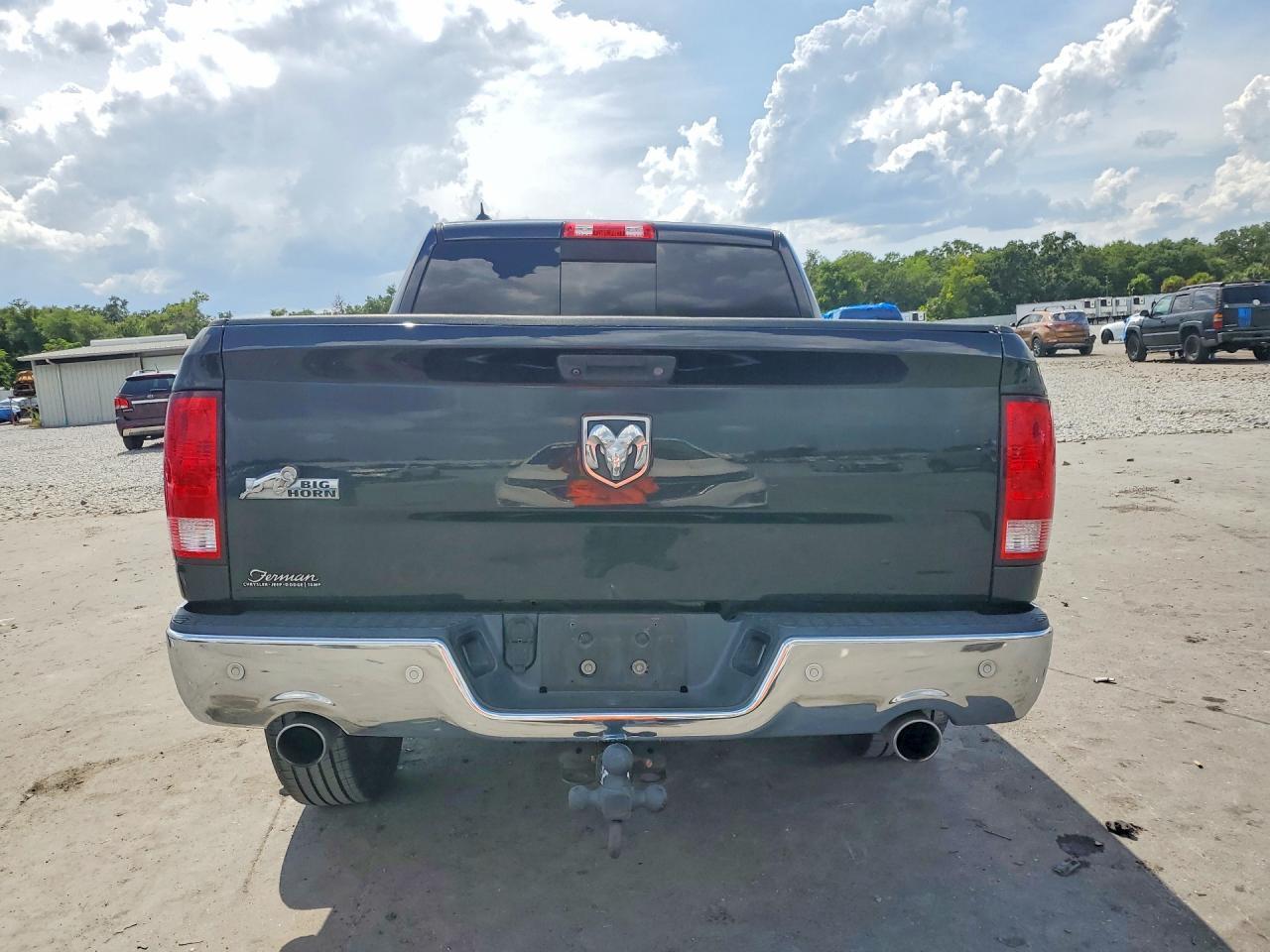 2017 Dodge RAM 1500 SLT