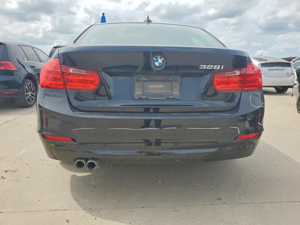 2015 BMW 328 i