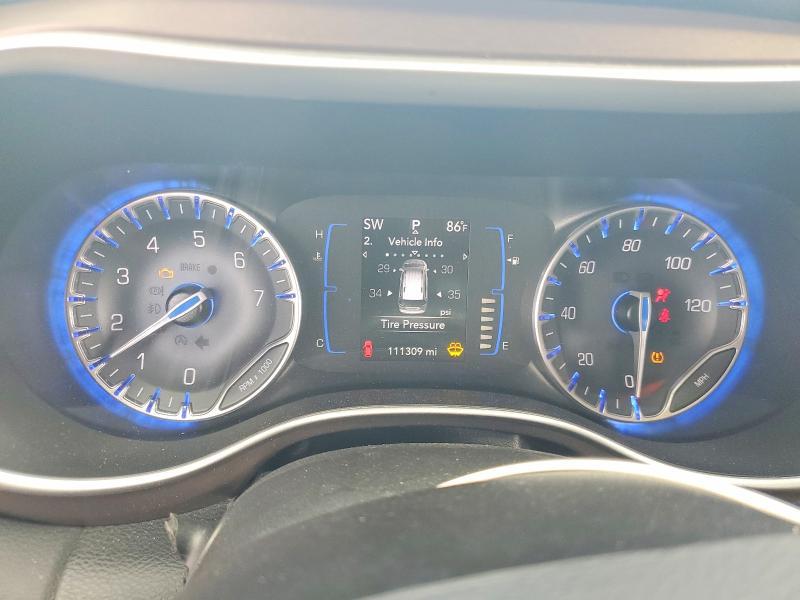 2020 Chrysler Voyager lxi