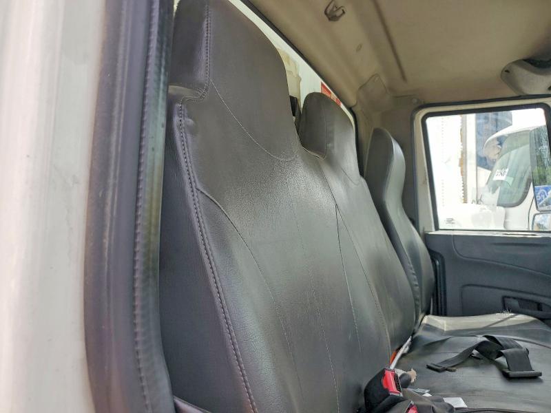 2015 International 4300 BOX Truck