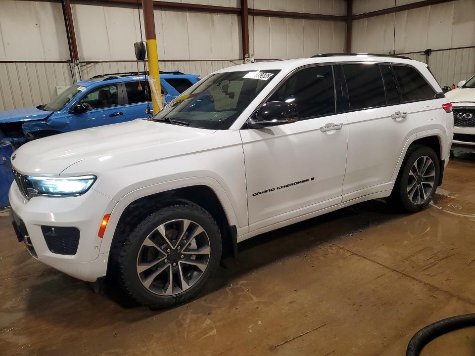 2022 Jeep Grand Cherokee Overland