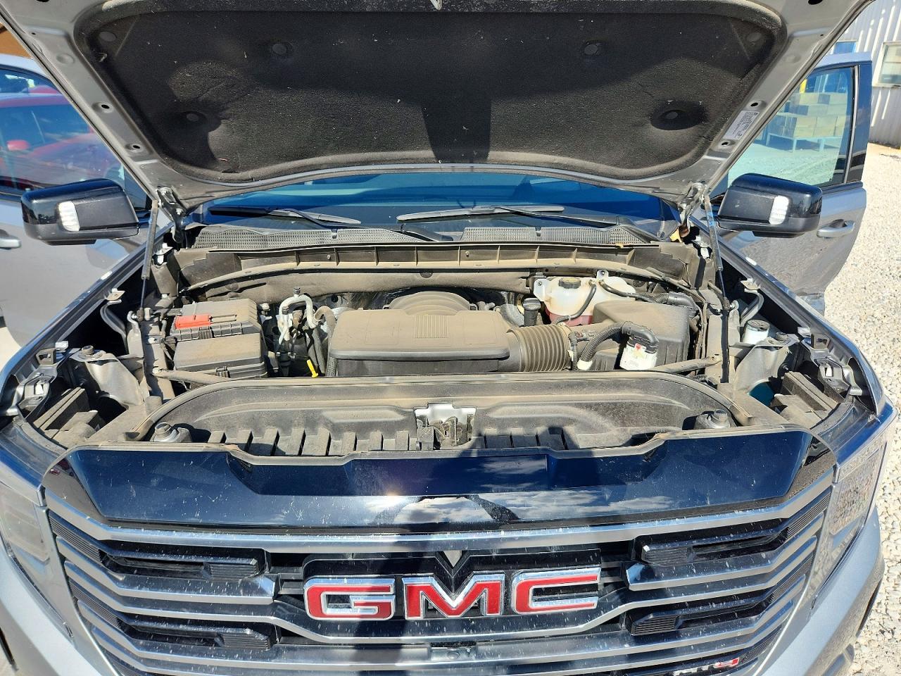 2025 GMC Sierra K1500 AT4