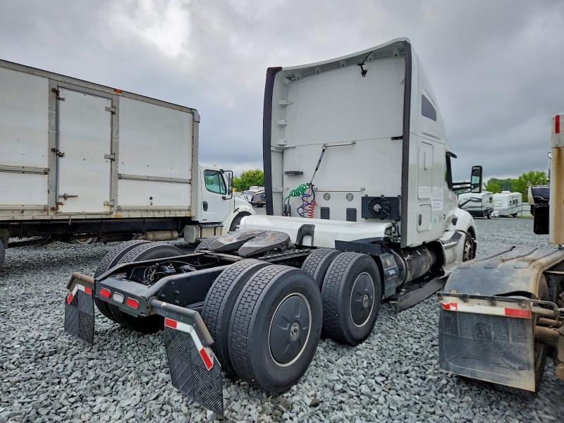 2021 Kenworth Construction T680