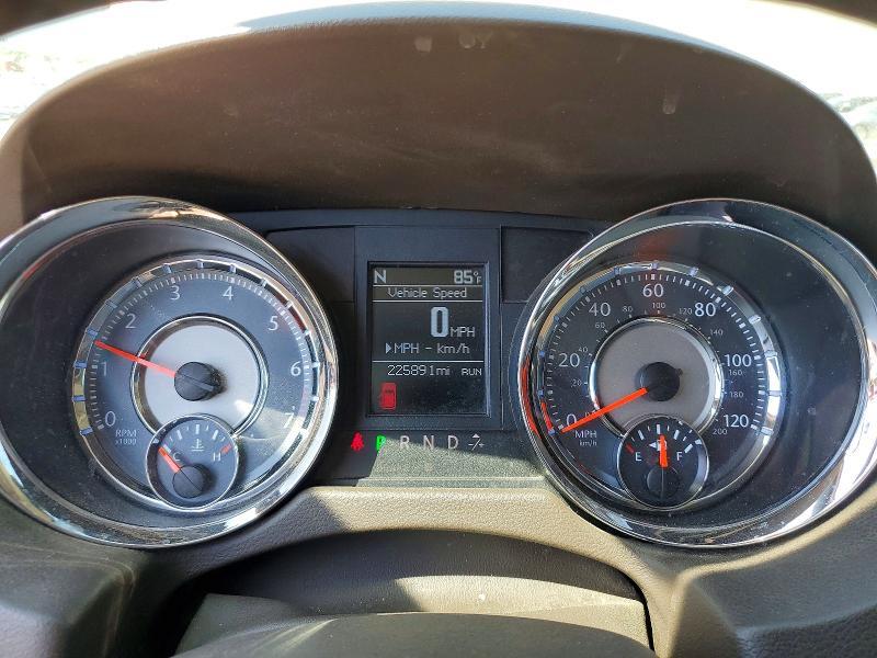 2012 Chrysler Town & Country Touring l