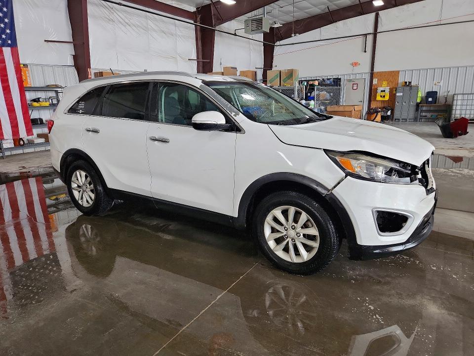2016 KIA Sorento LX