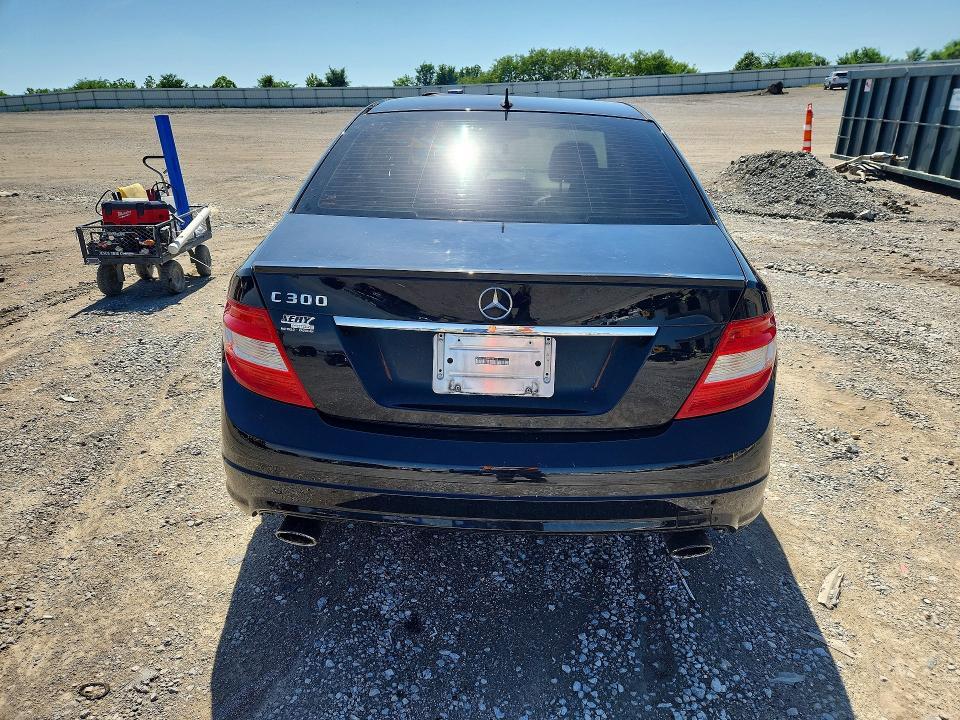 2011 Mercedes-Benz C300