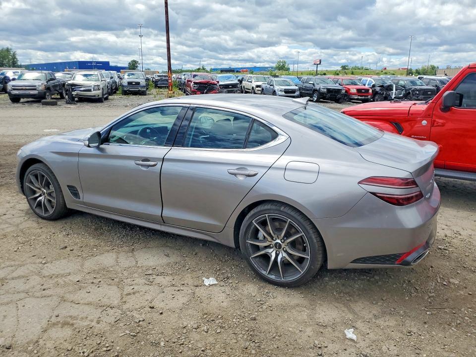 2026 Genesis G70 2.5t Standard