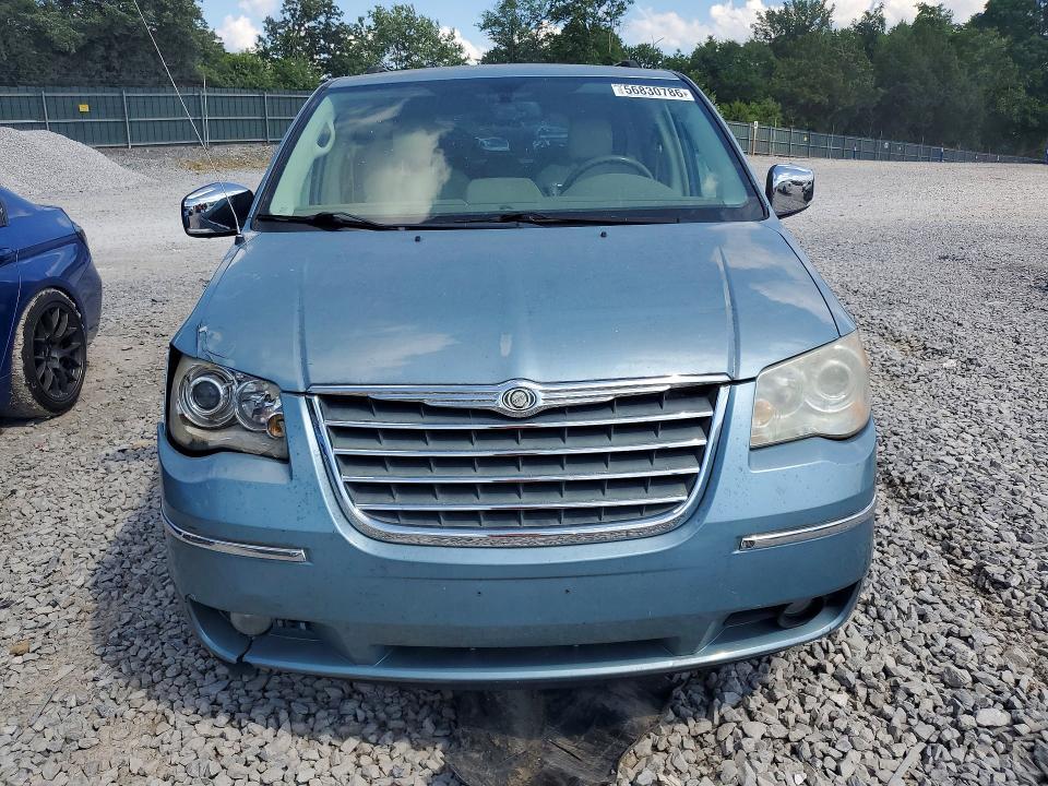 2010 Chrysler Town & Country Limited