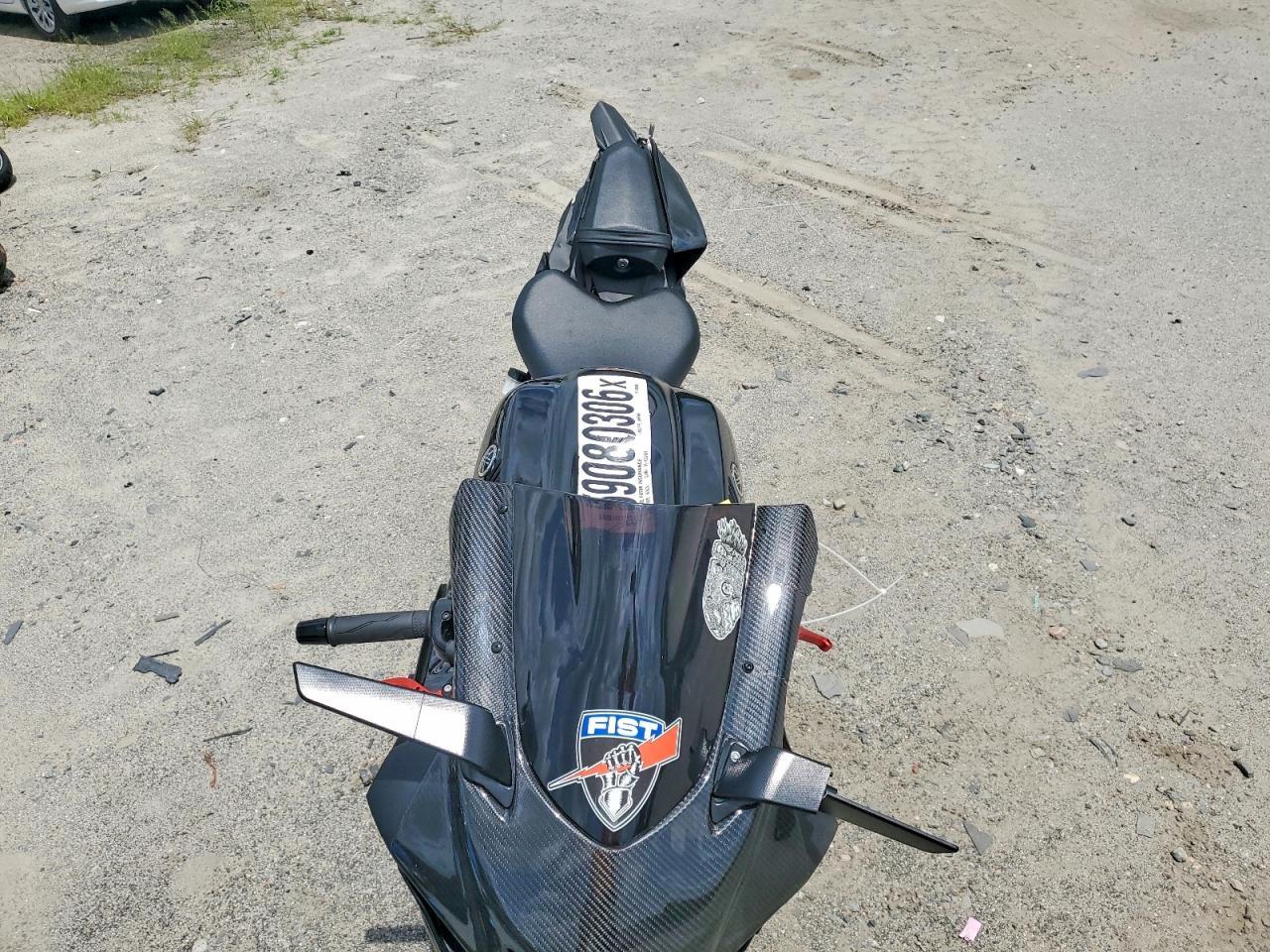 2025 Yamaha YZFR7