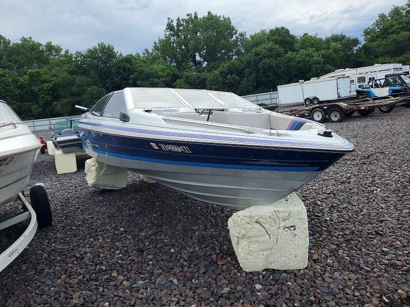 1989 Bayliner 18FT