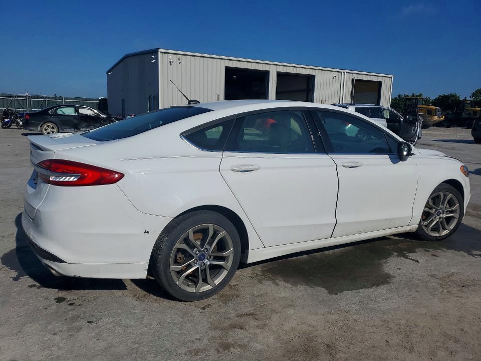 2017 Ford Fusion s