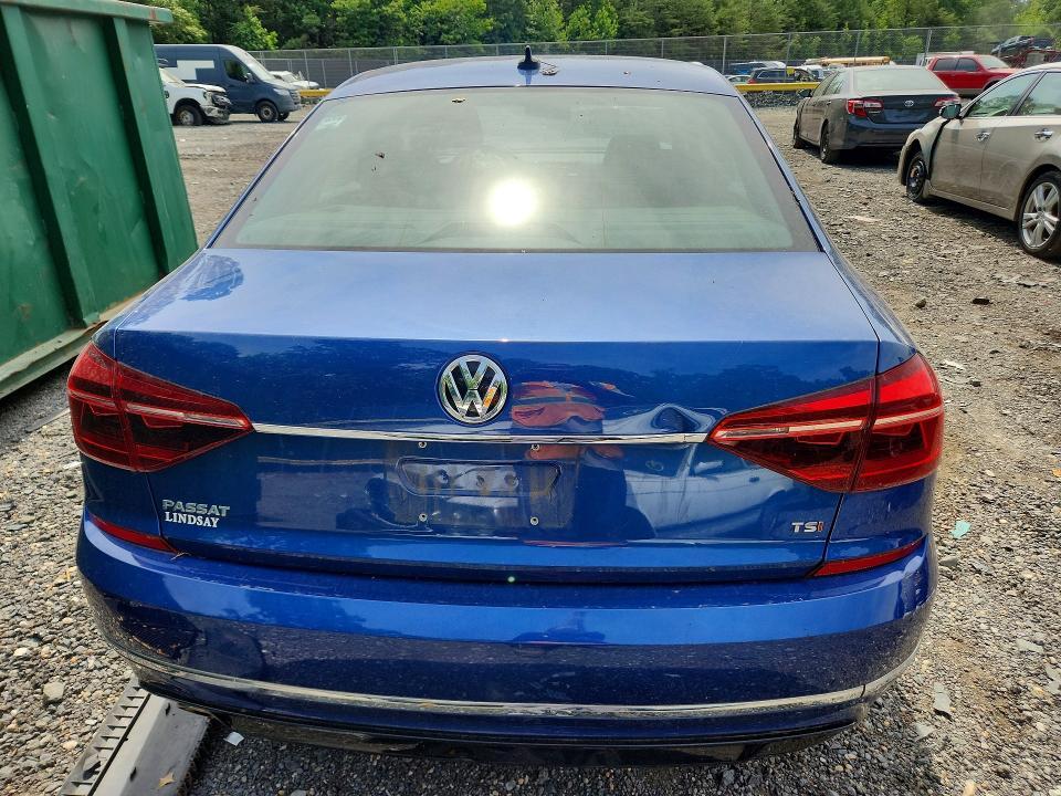 2017 Volkswagen Passat R-line
