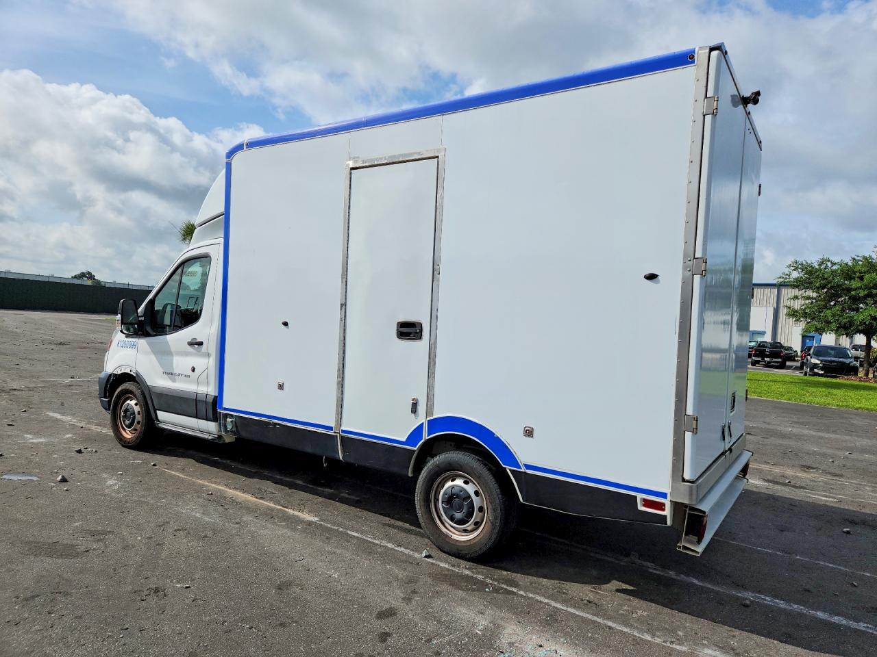 2020 Ford Transit Delivery Truck