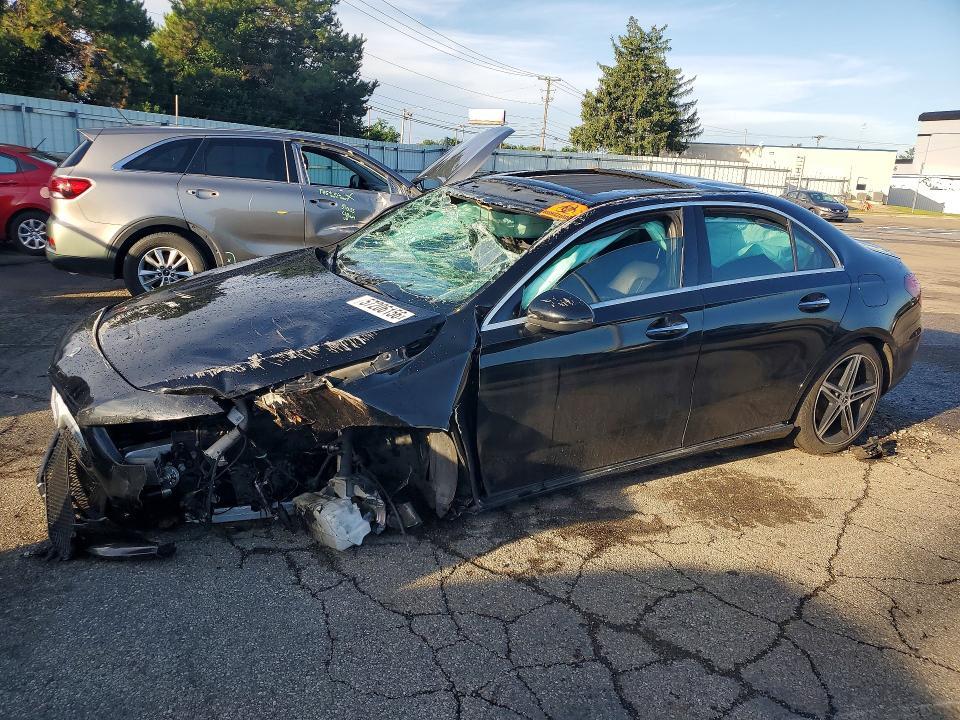 2021 Mercedes-Benz A 220 4matic