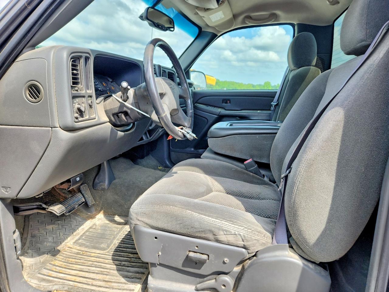 2004 Chevrolet Silverado C1500