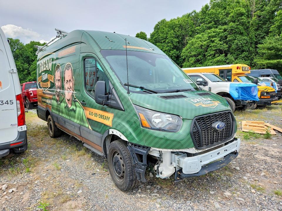 2022 Ford Transit 250 Delivery van
