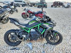 Kawasaki salvage cars for sale: 2020 Kawasaki ZR1000 K