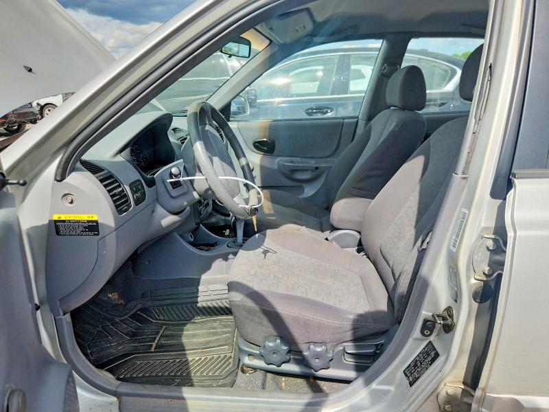 2004 Hyundai Accent gl