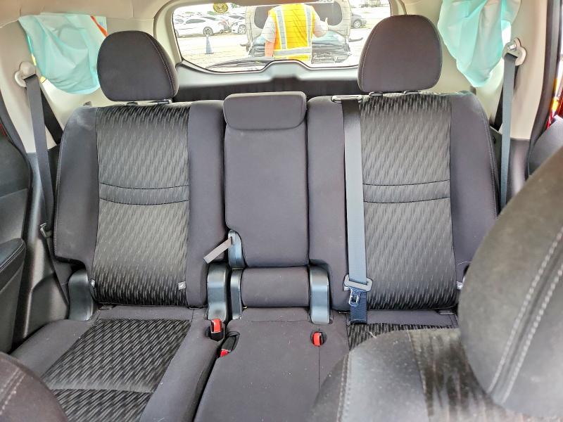 2019 Nissan Rogue sv