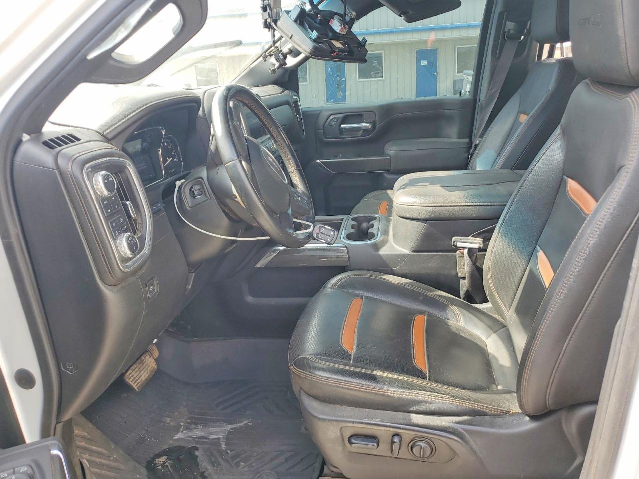 2023 GMC Sierra K2500 AT4