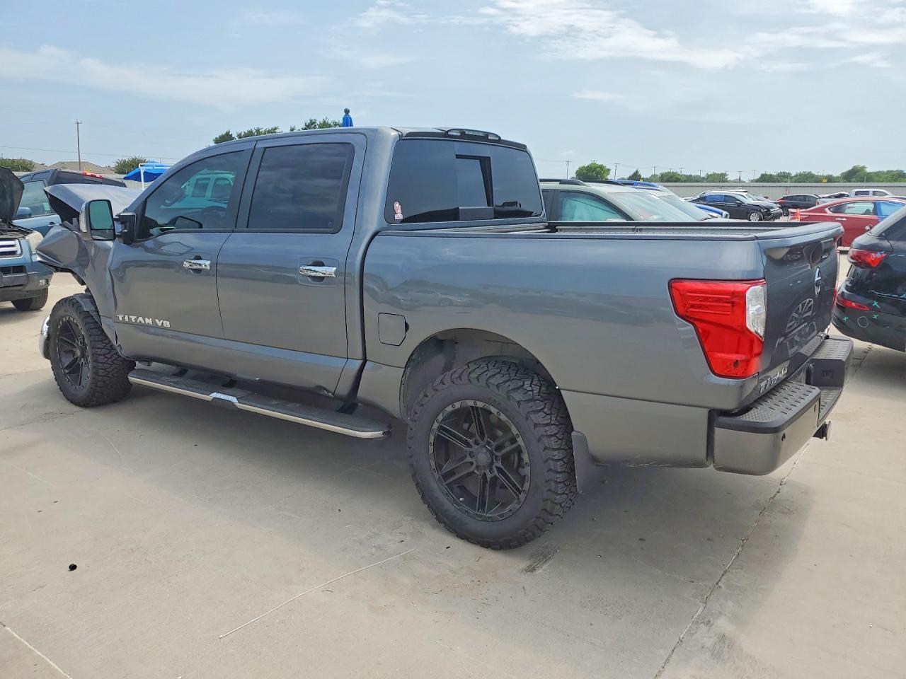 2018 Nissan Titan SL
