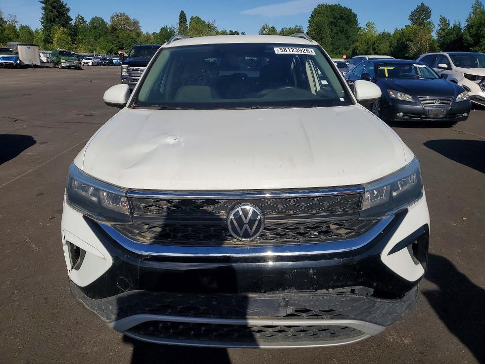 2022 Volkswagen Taos se