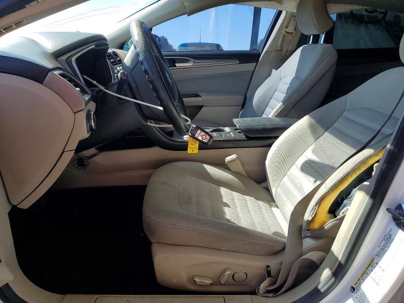 2017 Ford Fusion se Hybrid
