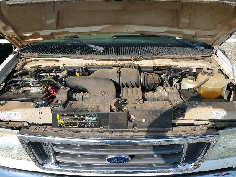 2006 Ford Econoline E450 Super Duty Cutaway Van