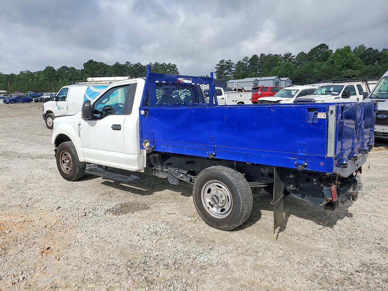 2022 Ford F250 Super Duty Dump Truck