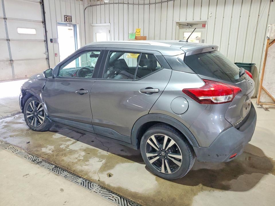 2019 Nissan Kicks sv
