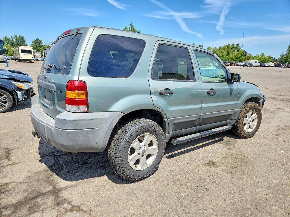 2005 Ford Escape xlt
