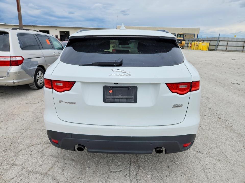 2018 Jaguar F-pace Premium