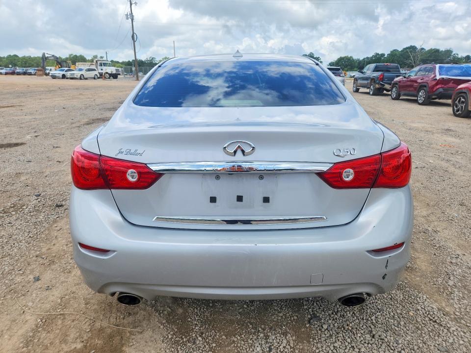 2015 Infiniti Q50 Premium