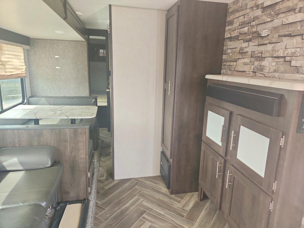 2020 Kz Rv Sportsmen Camper