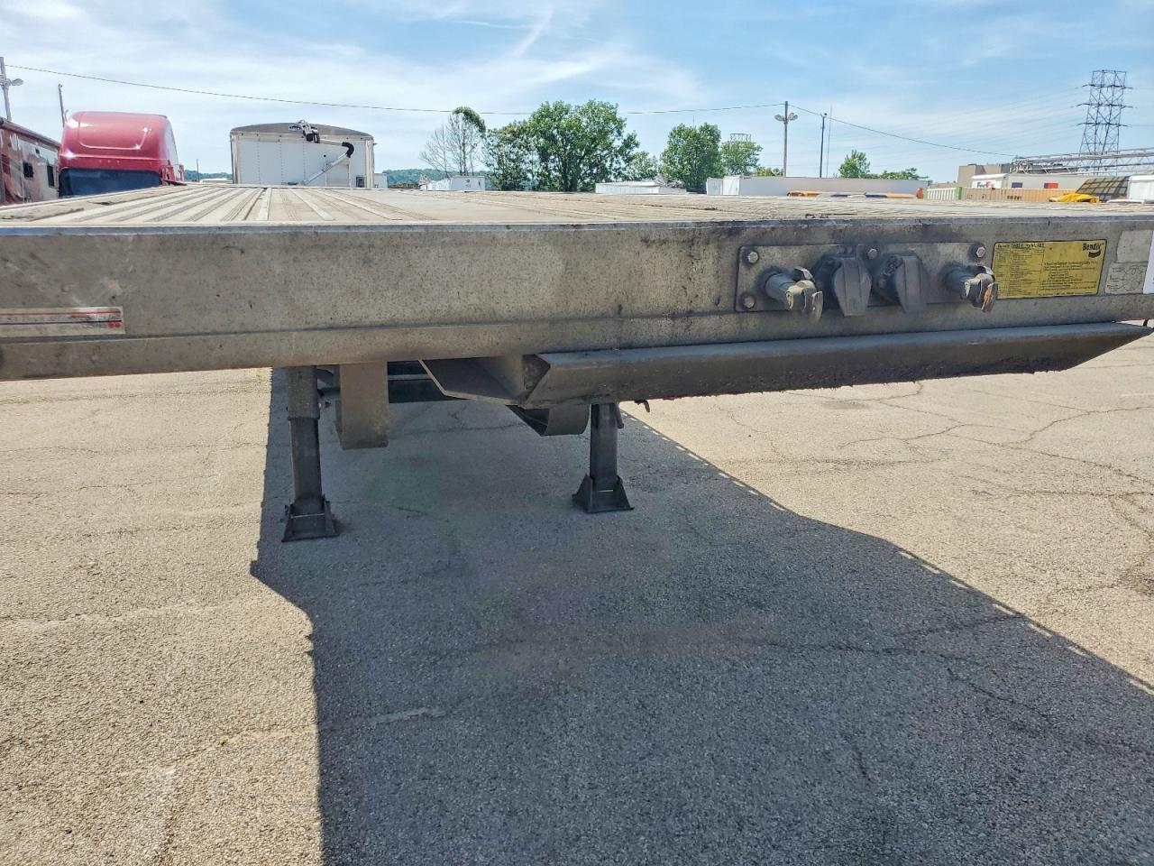 2014 Reitnouer Drop Deck Trailer