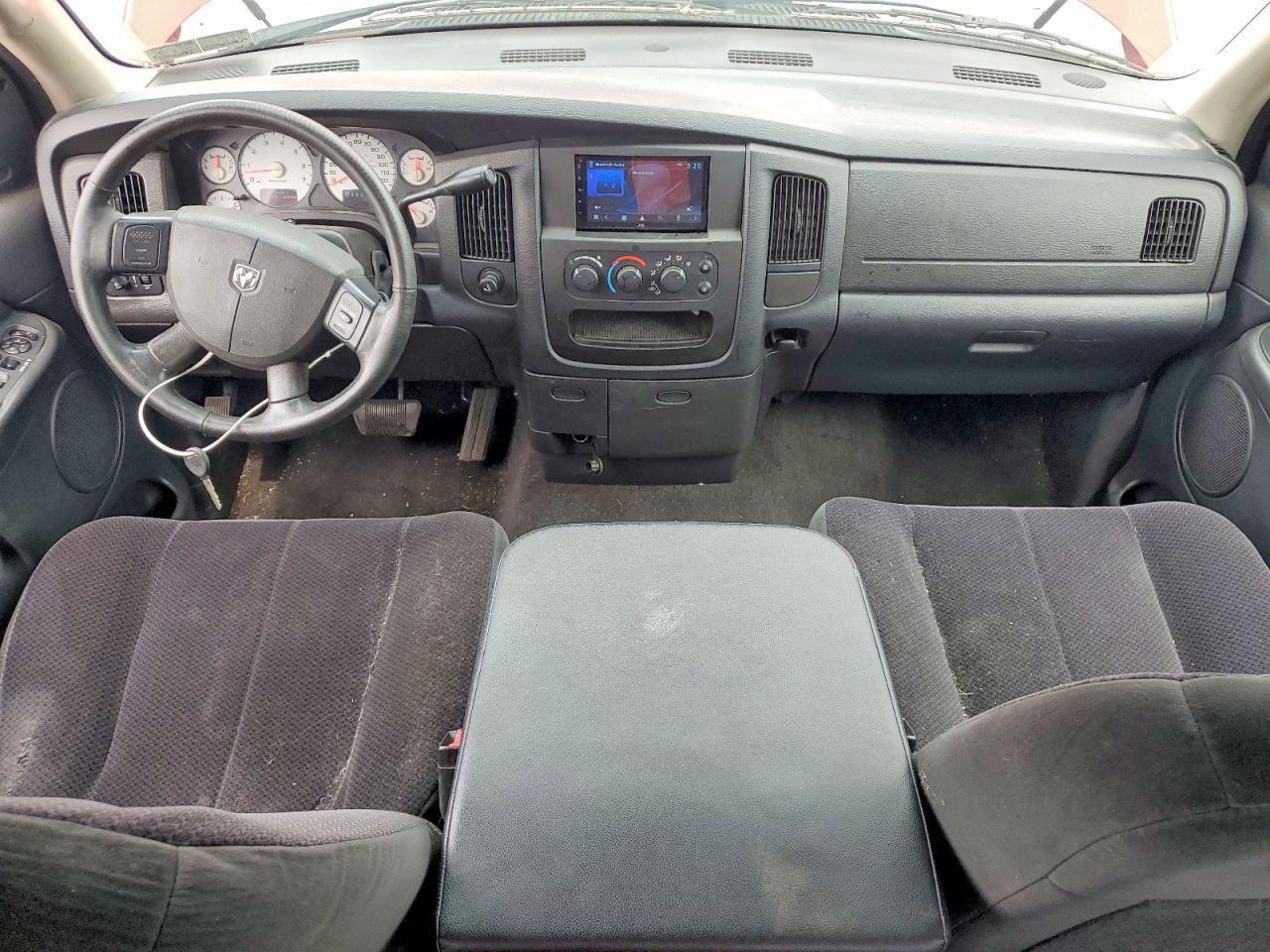 2005 Dodge RAM 1500 ST